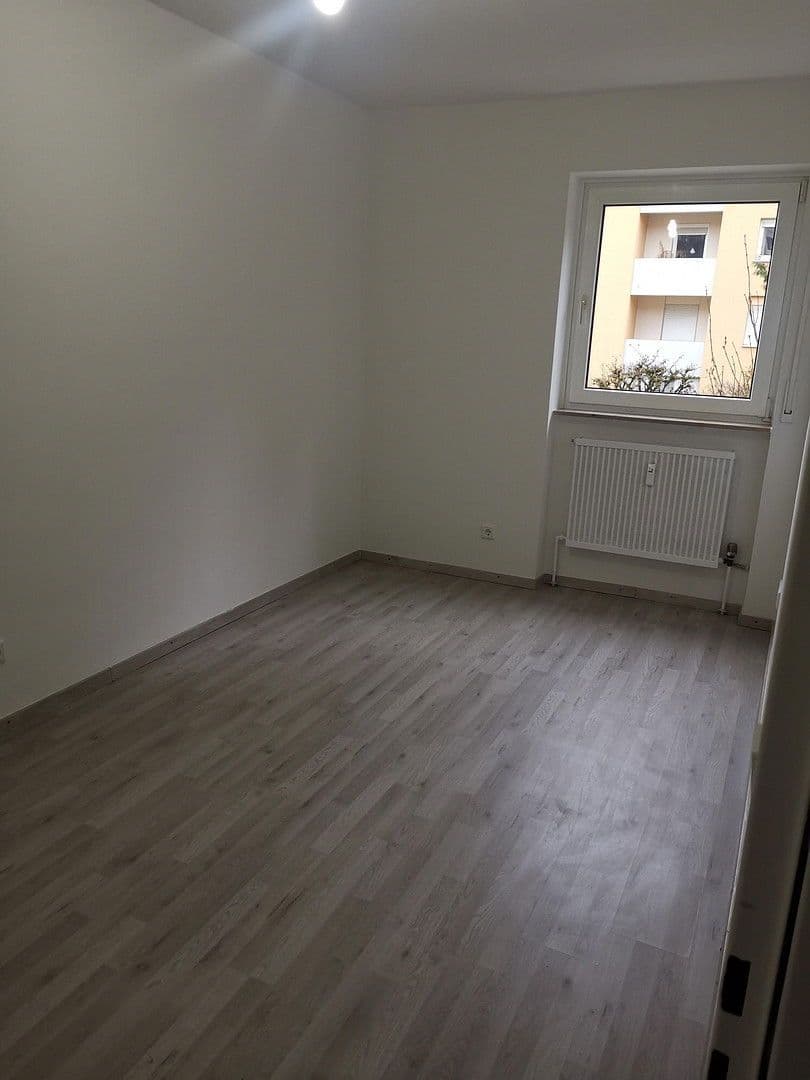 Predaj bytu 3-izbový 76 m², Herriedener Straße 84, Nürnberg, Bavorsko Predaj bytu 3-izbový 76 m², Herriedener Straße 84, Nürnberg, Bavorsko
