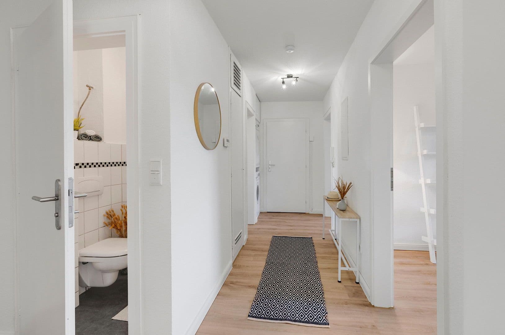 Predaj bytu 4-izbový 81 m², Oldenburg, Dolné Sasko Predaj bytu 4-izbový 81 m², Oldenburg, Dolné Sasko