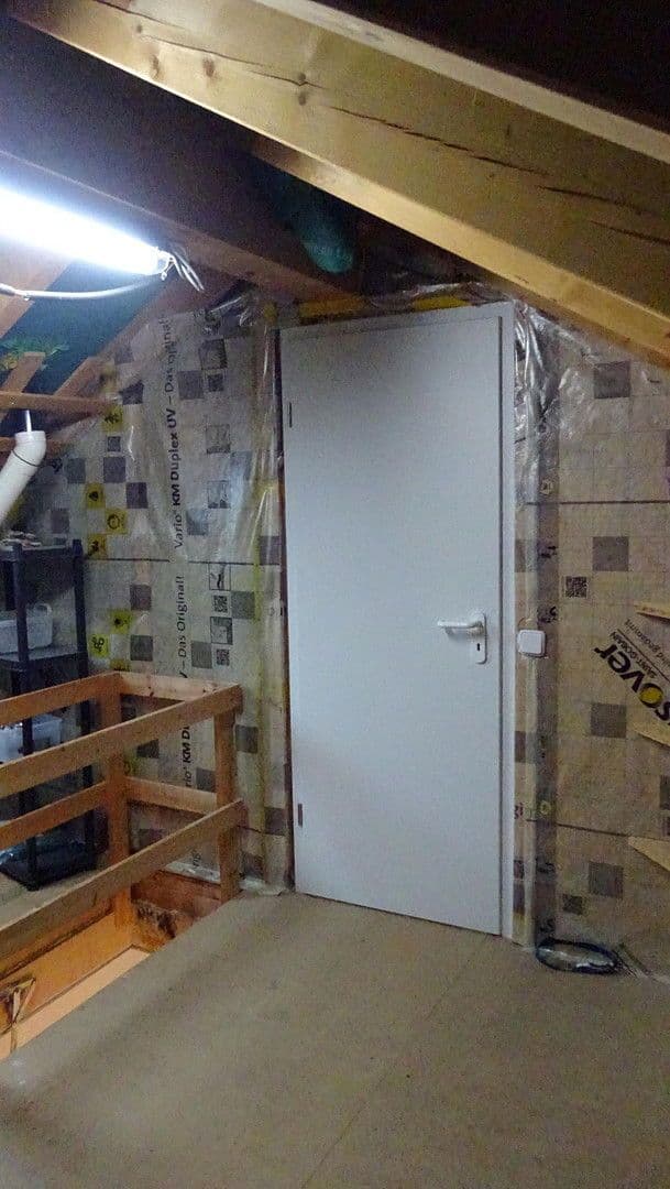 Predaj domu 112 m², pozemek 572 m², wird angegeben, Freiburg, Bádensko-Wurttembersko Predaj domu 112 m², pozemek 572 m², wird angegeben, Freiburg, Bádensko-Wurttembersko