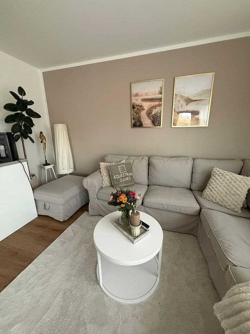 Prenájom bytu 3-izbový 72 m², Garbsen, Dolné Sasko Prenájom bytu 3-izbový 72 m², Garbsen, Dolné Sasko