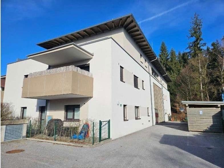 Predaj bytu 5-izbový 124 m², Seekirchen am Wallersee, Salzbursko Predaj bytu 5-izbový 124 m², Seekirchen am Wallersee, Salzbursko