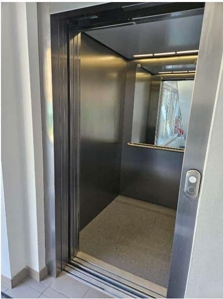 Predaj bytu 5-izbový 124 m², Seekirchen am Wallersee, Salzbursko Predaj bytu 5-izbový 124 m², Seekirchen am Wallersee, Salzbursko