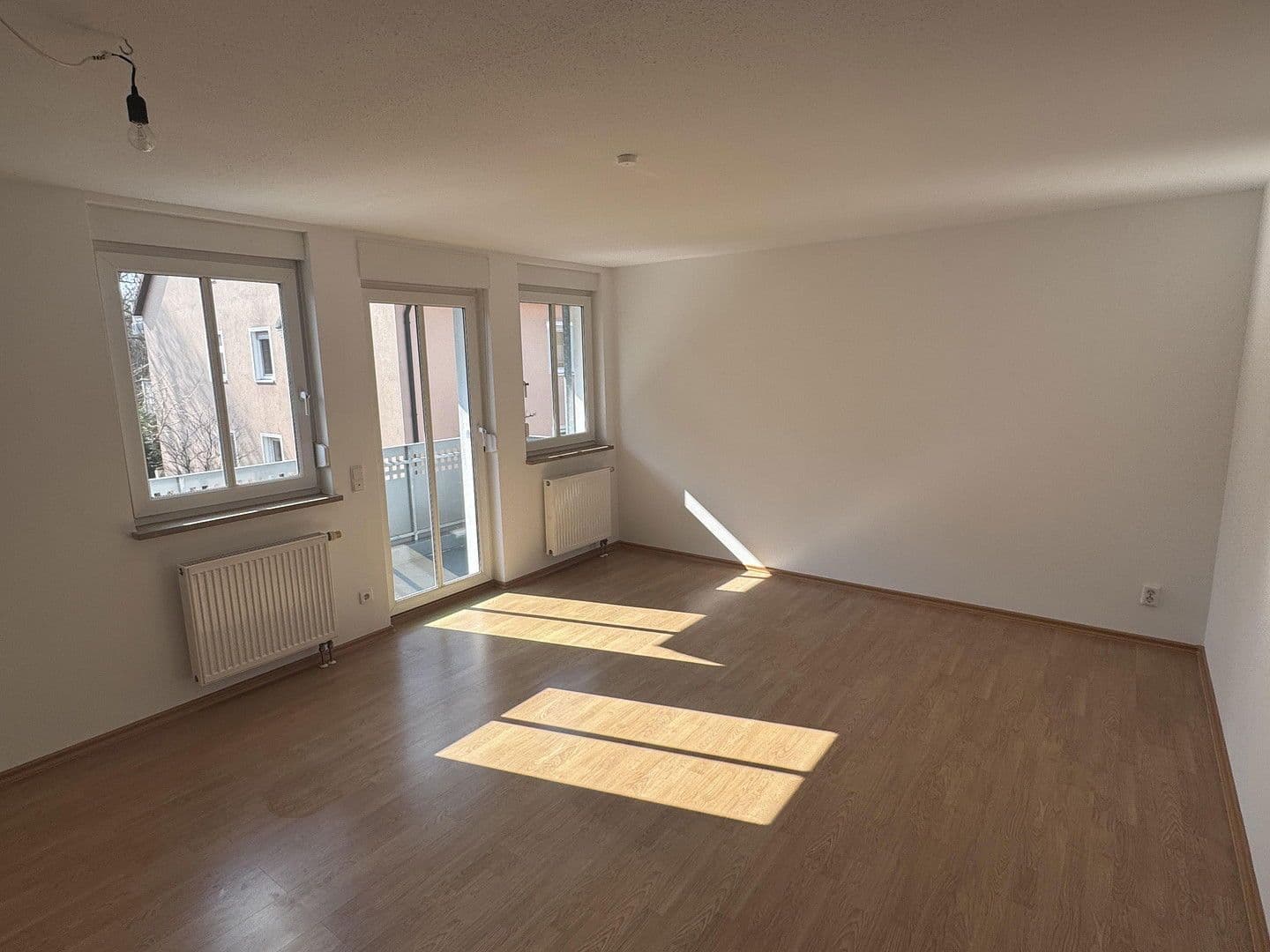 Prenájom bytu 2-izbový 59 m², Nürnberg, Bavorsko Prenájom bytu 2-izbový 59 m², Nürnberg, Bavorsko