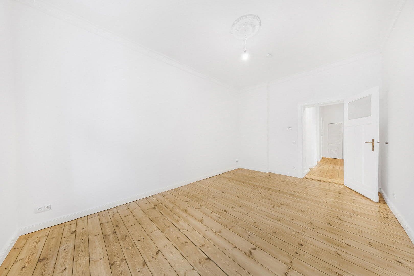 Predaj bytu 2-izbový 66 m², Unter den Eichen 54, Berlin, Berlín Predaj bytu 2-izbový 66 m², Unter den Eichen 54, Berlin, Berlín