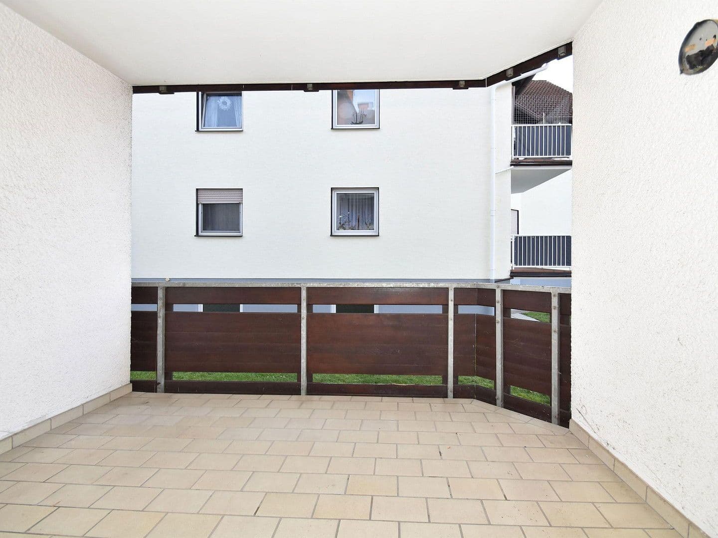 Prenájom bytu 5-izbový 175 m², Pohlheim, Hesensko Prenájom bytu 5-izbový 175 m², Pohlheim, Hesensko