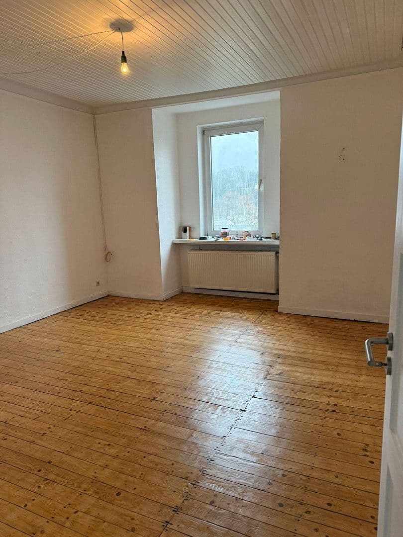 Prenájom bytu 5-izbový 100 m², Aachen, Severné Porýnie - Westfálsko Prenájom bytu 5-izbový 100 m², Aachen, Severné Porýnie - Westfálsko