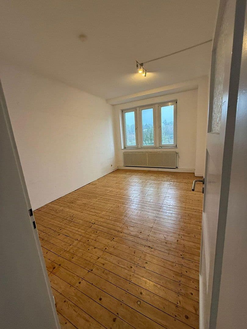 Prenájom bytu 5-izbový 100 m², Aachen, Severné Porýnie - Westfálsko Prenájom bytu 5-izbový 100 m², Aachen, Severné Porýnie - Westfálsko