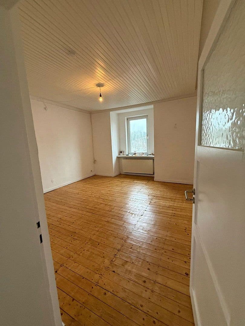 Prenájom bytu 5-izbový 100 m², Aachen, Severné Porýnie - Westfálsko Prenájom bytu 5-izbový 100 m², Aachen, Severné Porýnie - Westfálsko