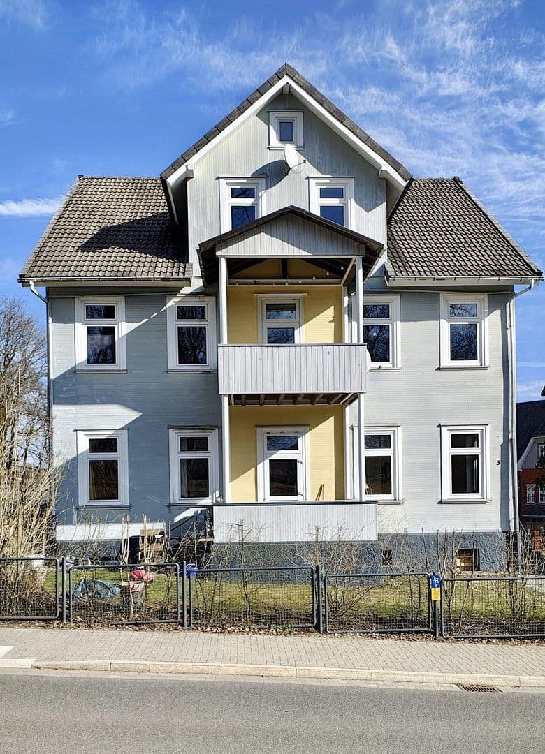 Prenájom bytu 4-izbový 120 m², Erzstrasse 3, Clausthal-Zellerfeld, Dolné Sasko Prenájom bytu 4-izbový 120 m², Erzstrasse 3, Clausthal-Zellerfeld, Dolné Sasko