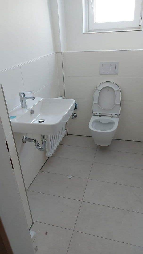 Prenájom bytu 3-izbový 87 m², Enggasse 29, 53127, Severné Porýnie - Westfálsko Prenájom bytu 3-izbový 87 m², Enggasse 29, 53127, Severné Porýnie - Westfálsko