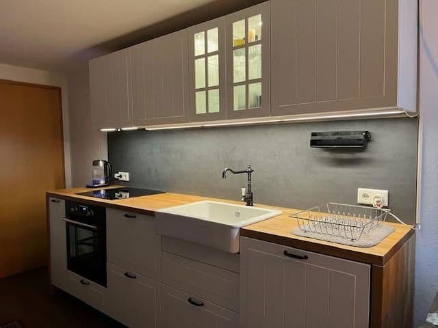 Prenájom bytu 4-izbový 98 m², Halle (Saale), Sasko-Anhaltsko Prenájom bytu 4-izbový 98 m², Halle (Saale), Sasko-Anhaltsko