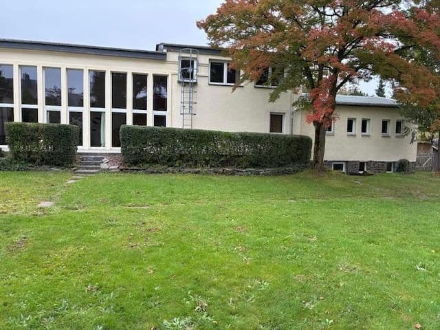 Prenájom nebytového priestoru 1.000 m², Chemnitz, Sasko Prenájom nebytového priestoru 1.000 m², Chemnitz, Sasko