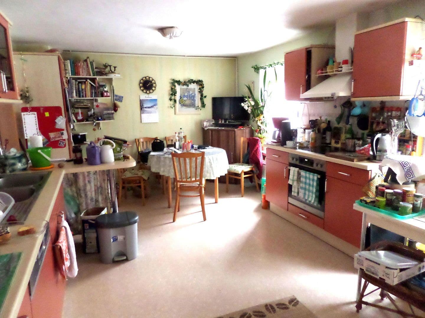 Predaj domu 219 m², pozemek 1.780 m², Bernsdorf, Sasko Predaj domu 219 m², pozemek 1.780 m², Bernsdorf, Sasko