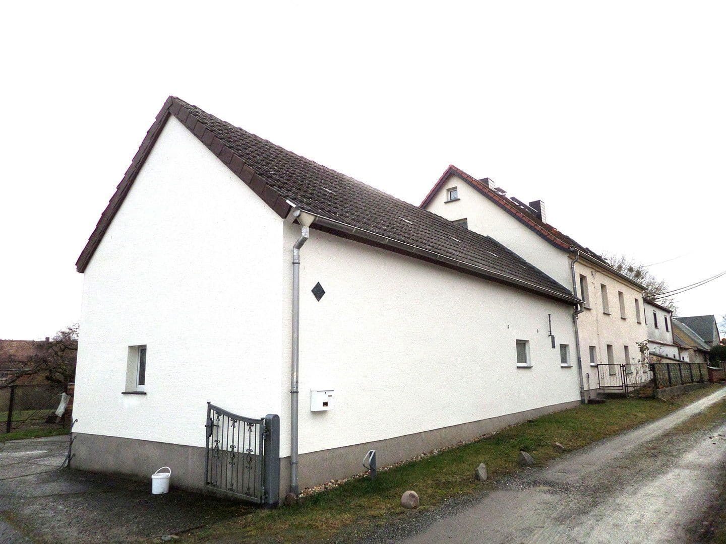 Predaj domu 219 m², pozemek 1.780 m², Bernsdorf, Sasko Predaj domu 219 m², pozemek 1.780 m², Bernsdorf, Sasko