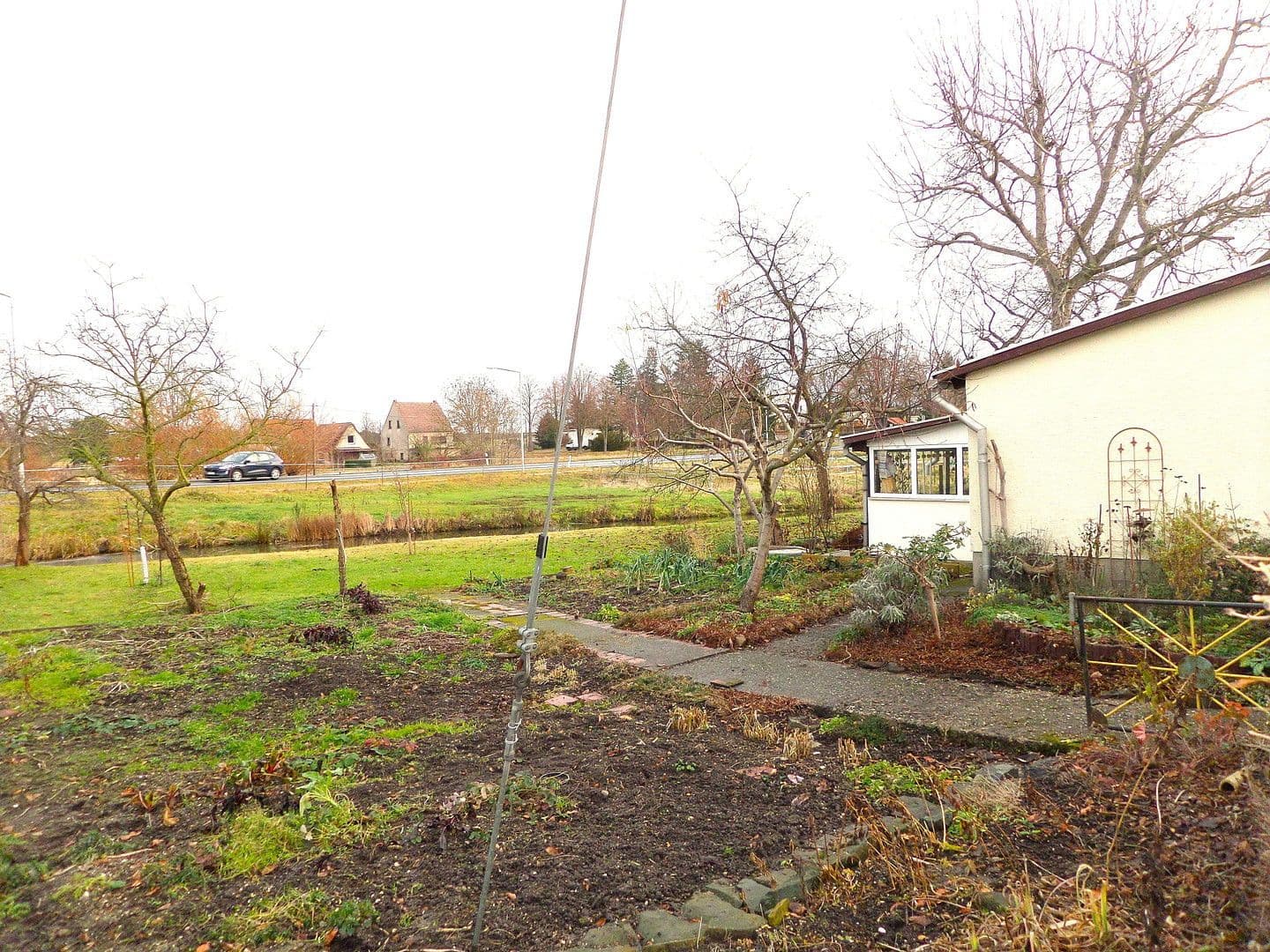 Predaj domu 219 m², pozemek 1.780 m², Bernsdorf, Sasko Predaj domu 219 m², pozemek 1.780 m², Bernsdorf, Sasko