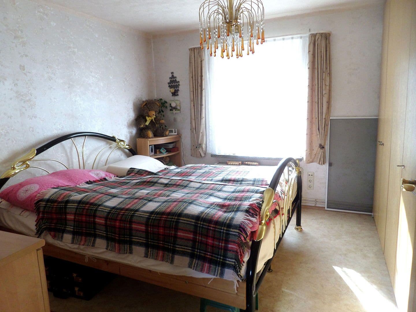 Predaj domu 219 m², pozemek 1.780 m², Bernsdorf, Sasko Predaj domu 219 m², pozemek 1.780 m², Bernsdorf, Sasko