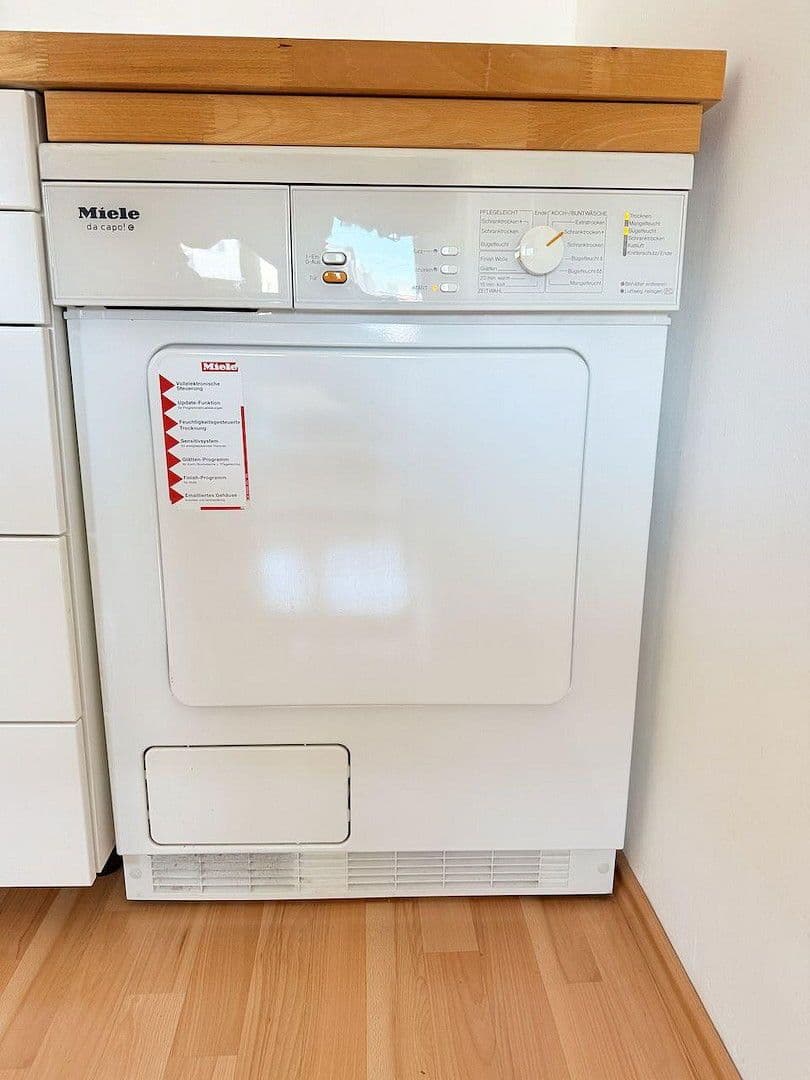 Prenájom bytu 3-izbový 70 m², Friedrichstraße 22, Bonn, Severné Porýnie - Westfálsko Prenájom bytu 3-izbový 70 m², Friedrichstraße 22, Bonn, Severné Porýnie - Westfálsko