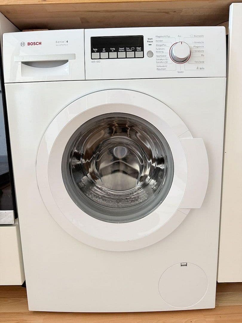 Prenájom bytu 3-izbový 70 m², Friedrichstraße 22, Bonn, Severné Porýnie - Westfálsko Prenájom bytu 3-izbový 70 m², Friedrichstraße 22, Bonn, Severné Porýnie - Westfálsko