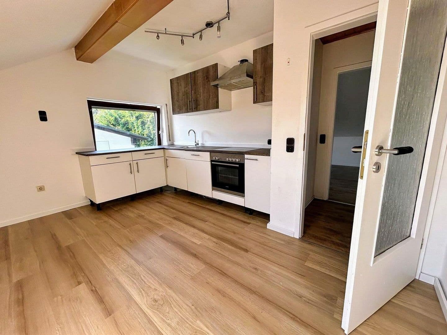 Prenájom bytu 4-izbový 111 m², Fuchsbergstr. 9, Mauth, Bavorsko Prenájom bytu 4-izbový 111 m², Fuchsbergstr. 9, Mauth, Bavorsko