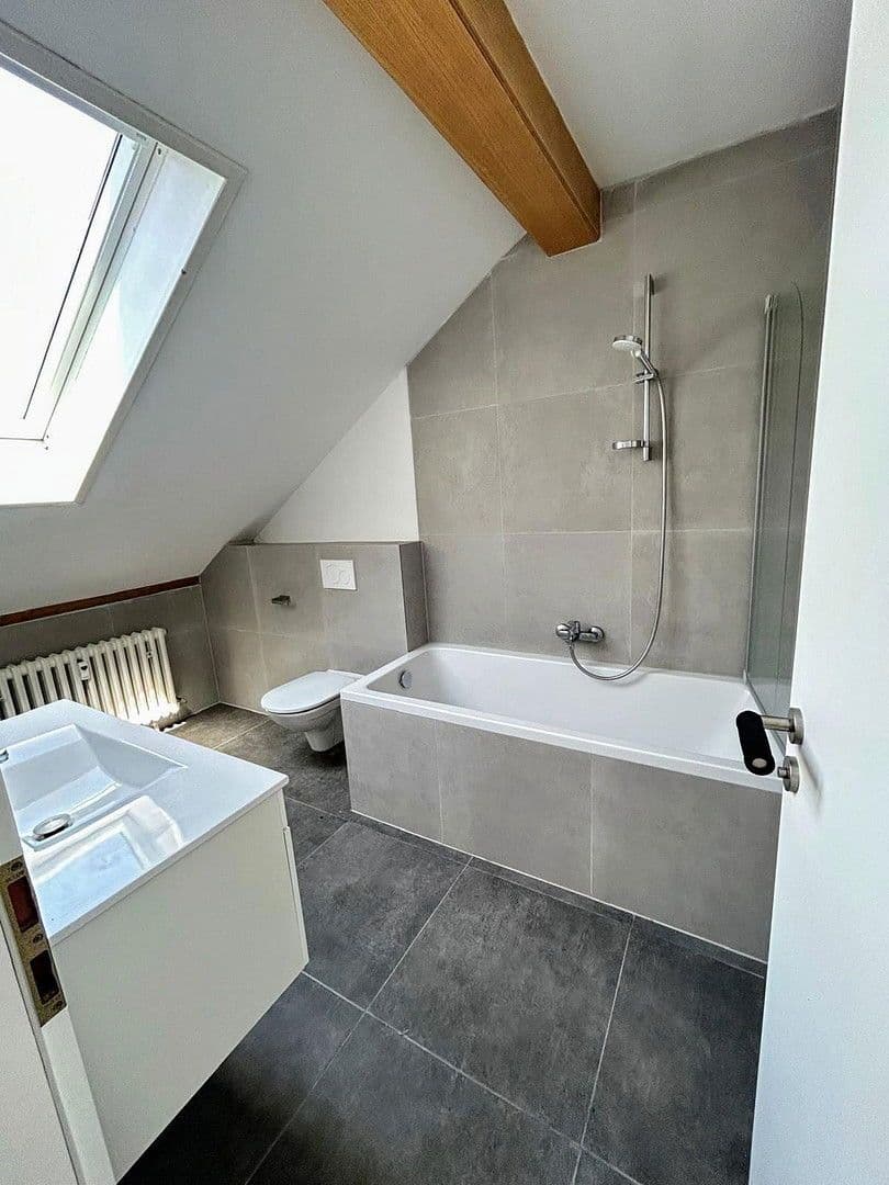 Prenájom bytu 4-izbový 111 m², Fuchsbergstr. 9, Mauth, Bavorsko Prenájom bytu 4-izbový 111 m², Fuchsbergstr. 9, Mauth, Bavorsko