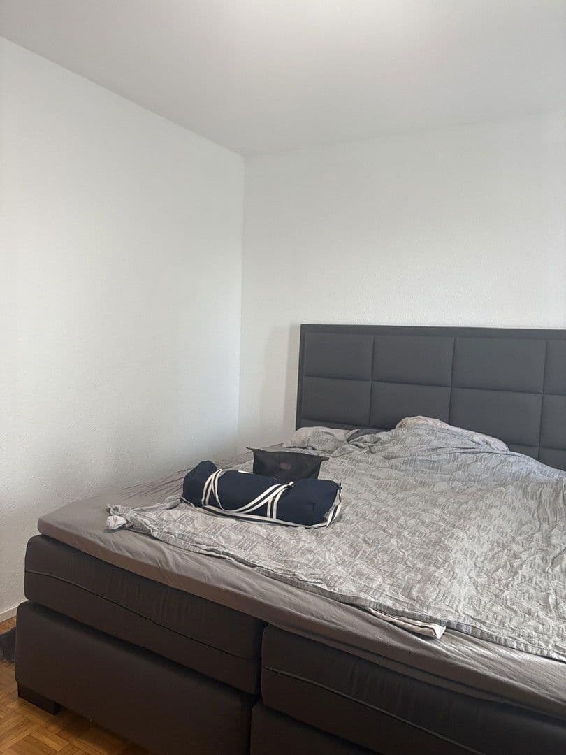 Prenájom bytu 3-izbový 117 m², Hans-Sachs-Straße 1, Wesseling, Severné Porýnie - Westfálsko Prenájom bytu 3-izbový 117 m², Hans-Sachs-Straße 1, Wesseling, Severné Porýnie - Westfálsko