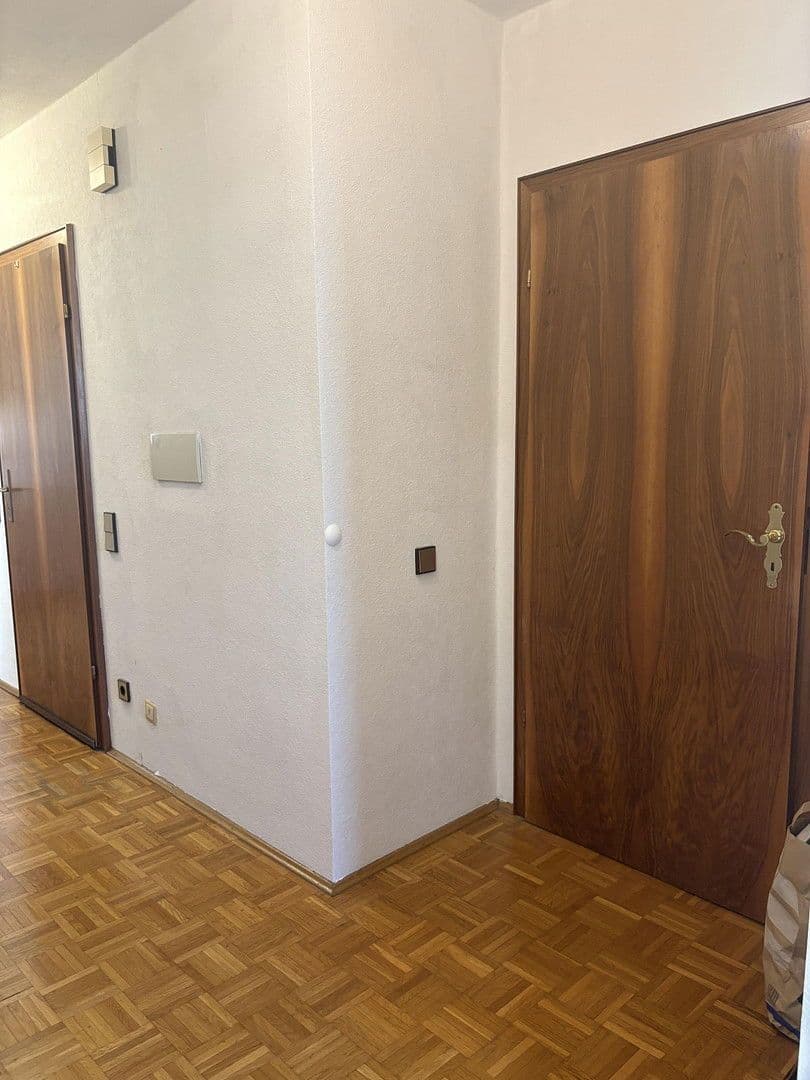 Prenájom bytu 3-izbový 117 m², Hans-Sachs-Straße 1, Wesseling, Severné Porýnie - Westfálsko Prenájom bytu 3-izbový 117 m², Hans-Sachs-Straße 1, Wesseling, Severné Porýnie - Westfálsko