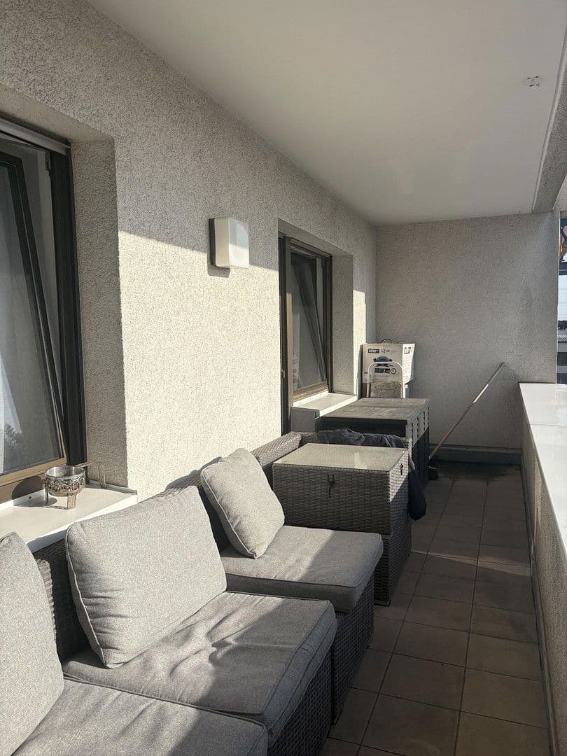 Prenájom bytu 3-izbový 117 m², Hans-Sachs-Straße 1, Wesseling, Severné Porýnie - Westfálsko Prenájom bytu 3-izbový 117 m², Hans-Sachs-Straße 1, Wesseling, Severné Porýnie - Westfálsko