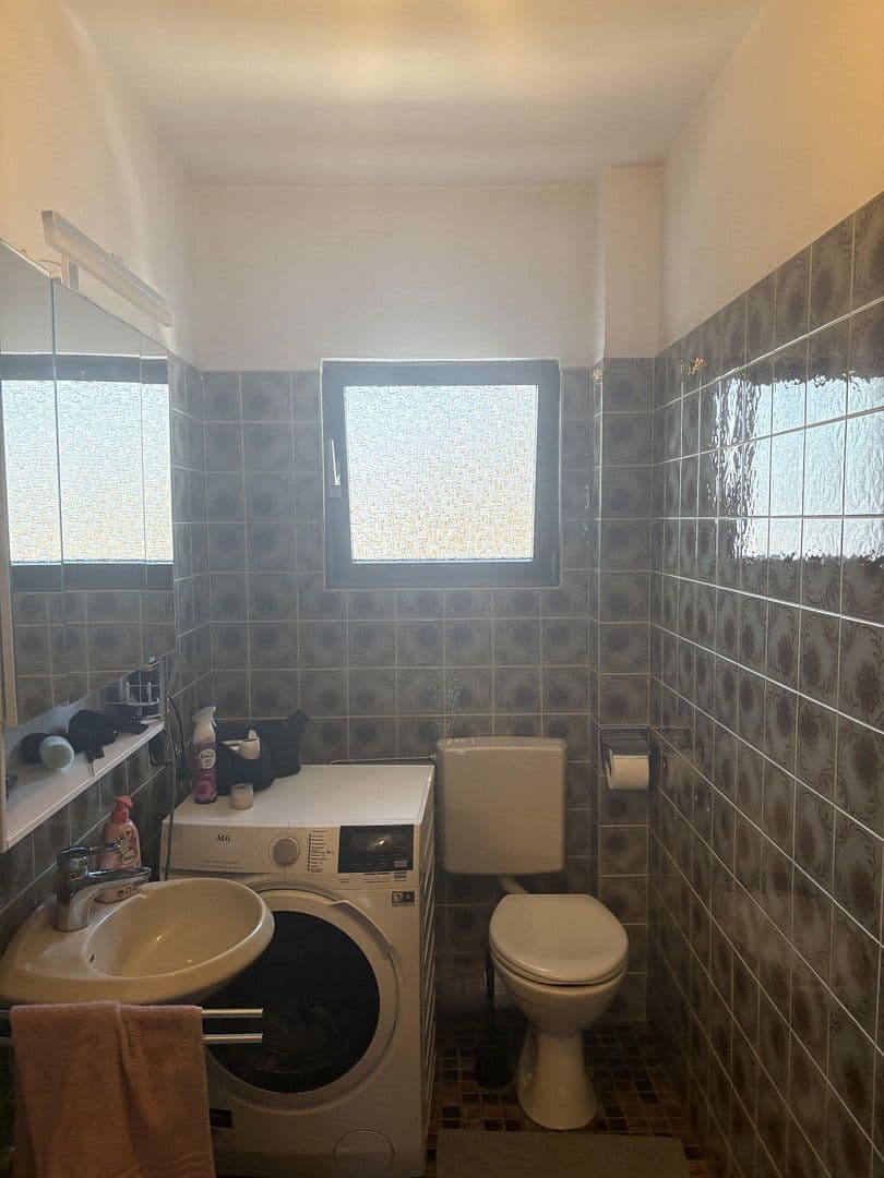 Prenájom bytu 3-izbový 117 m², Hans-Sachs-Straße 1, Wesseling, Severné Porýnie - Westfálsko Prenájom bytu 3-izbový 117 m², Hans-Sachs-Straße 1, Wesseling, Severné Porýnie - Westfálsko