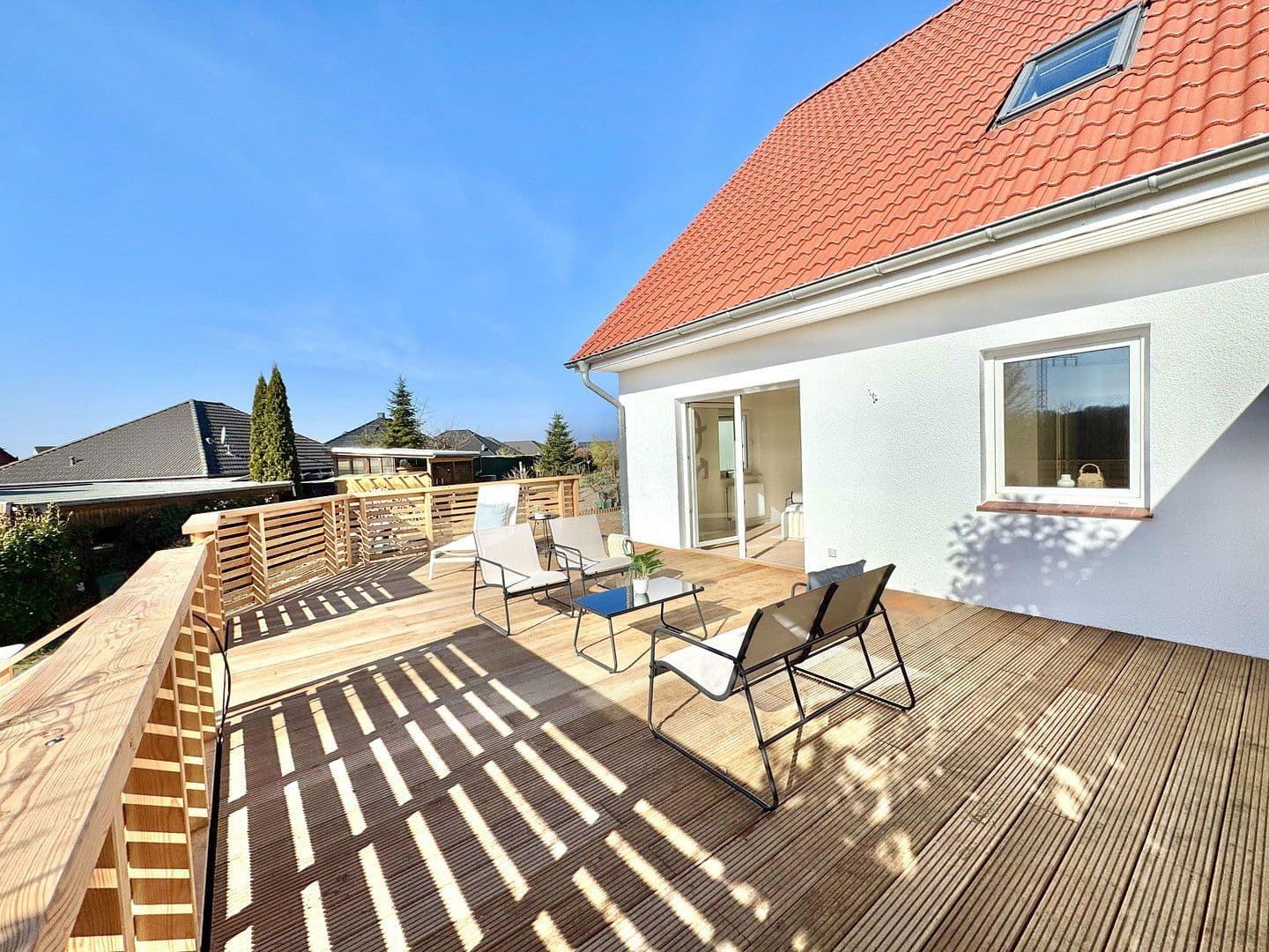 Predaj domu 127 m², pozemek 438 m², Wismar, Meklenbursko-Predpomoransko Predaj domu 127 m², pozemek 438 m², Wismar, Meklenbursko-Predpomoransko