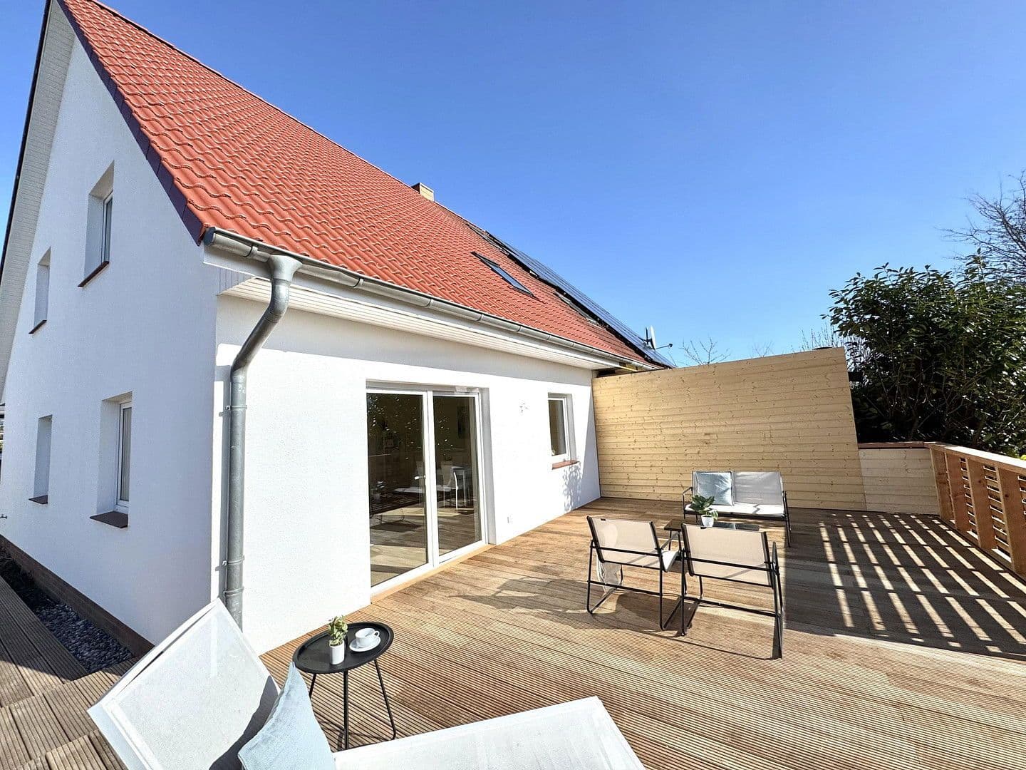 Predaj domu 127 m², pozemek 438 m², Wismar, Meklenbursko-Predpomoransko Predaj domu 127 m², pozemek 438 m², Wismar, Meklenbursko-Predpomoransko