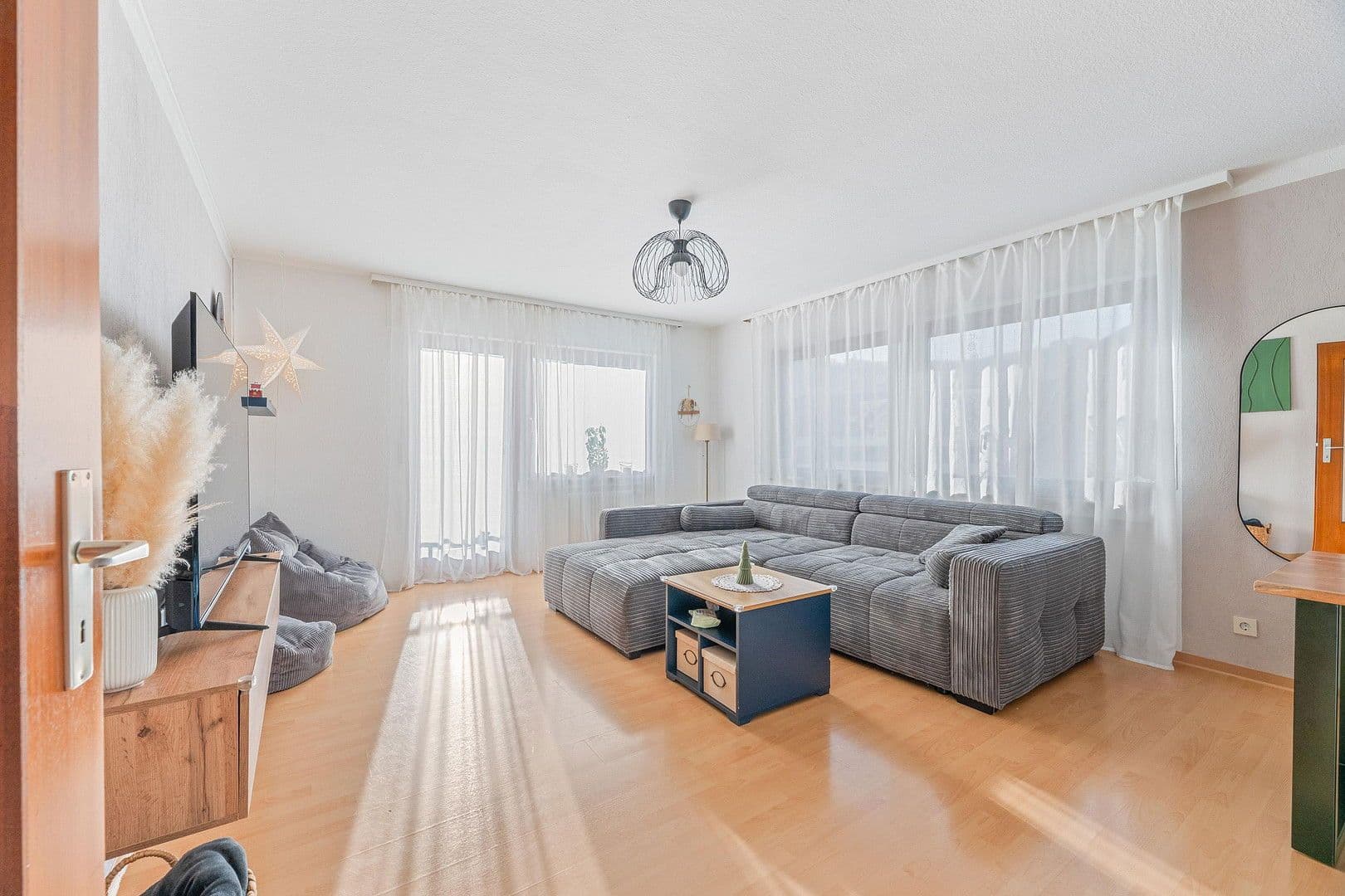 Prenájom bytu 3-izbový 85 m², Beuren, Bádensko-Wurttembersko Prenájom bytu 3-izbový 85 m², Beuren, Bádensko-Wurttembersko