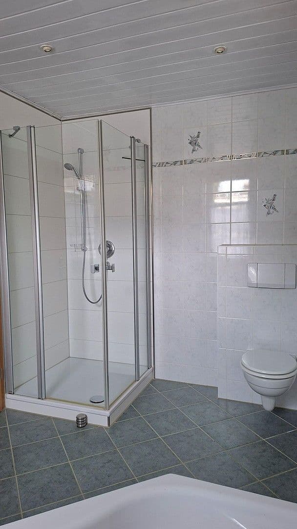 Prenájom bytu 4-izbový 85 m², Klipphausen, Sasko Prenájom bytu 4-izbový 85 m², Klipphausen, Sasko