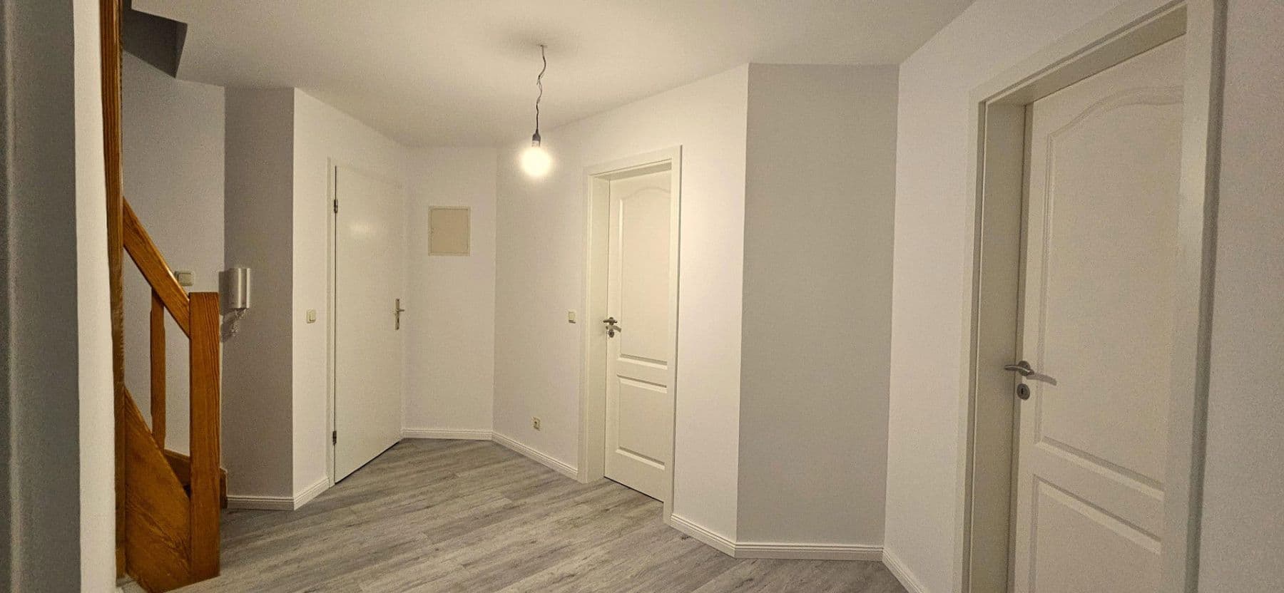Prenájom bytu 4-izbový 112 m², Estorf, Dolné Sasko Prenájom bytu 4-izbový 112 m², Estorf, Dolné Sasko