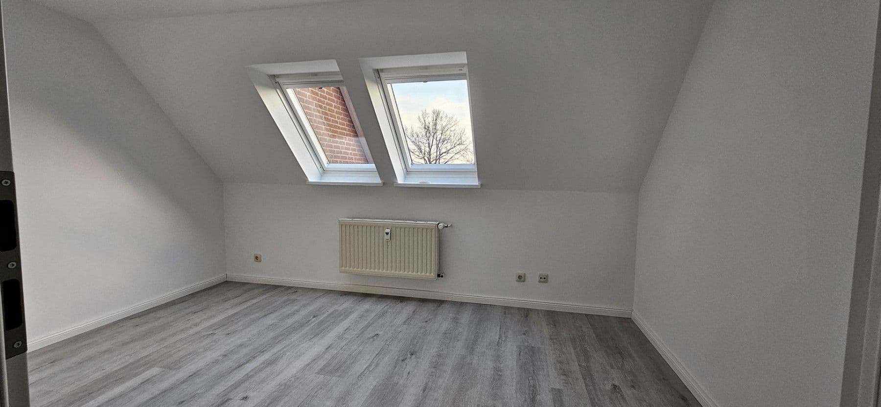 Prenájom bytu 4-izbový 112 m², Estorf, Dolné Sasko Prenájom bytu 4-izbový 112 m², Estorf, Dolné Sasko