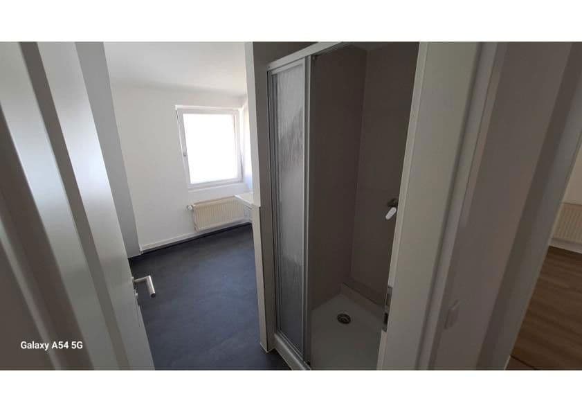 Prenájom bytu 3-izbový 82 m², Gabelsbergerstraße 4, Weinheim, Bádensko-Wurttembersko Prenájom bytu 3-izbový 82 m², Gabelsbergerstraße 4, Weinheim, Bádensko-Wurttembersko