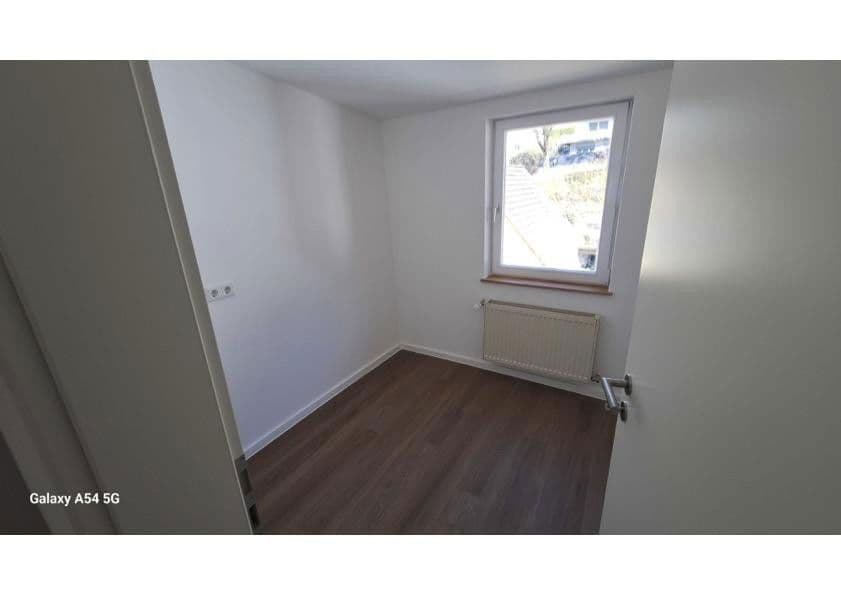 Prenájom bytu 3-izbový 82 m², Gabelsbergerstraße 4, Weinheim, Bádensko-Wurttembersko Prenájom bytu 3-izbový 82 m², Gabelsbergerstraße 4, Weinheim, Bádensko-Wurttembersko