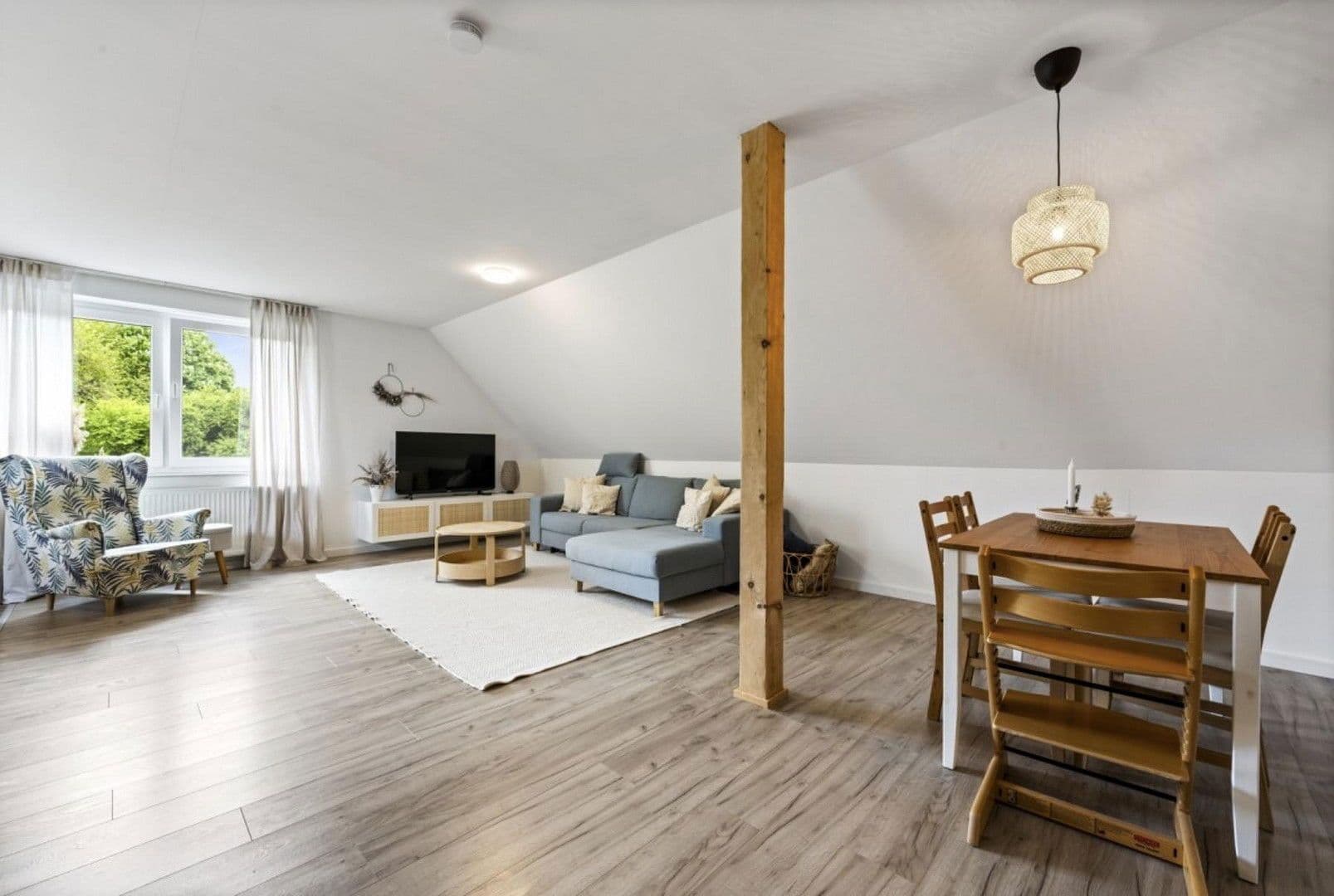 Prenájom bytu 3-izbový 73 m², Berkenthin, Šlezvicko-Holštajnsko Prenájom bytu 3-izbový 73 m², Berkenthin, Šlezvicko-Holštajnsko