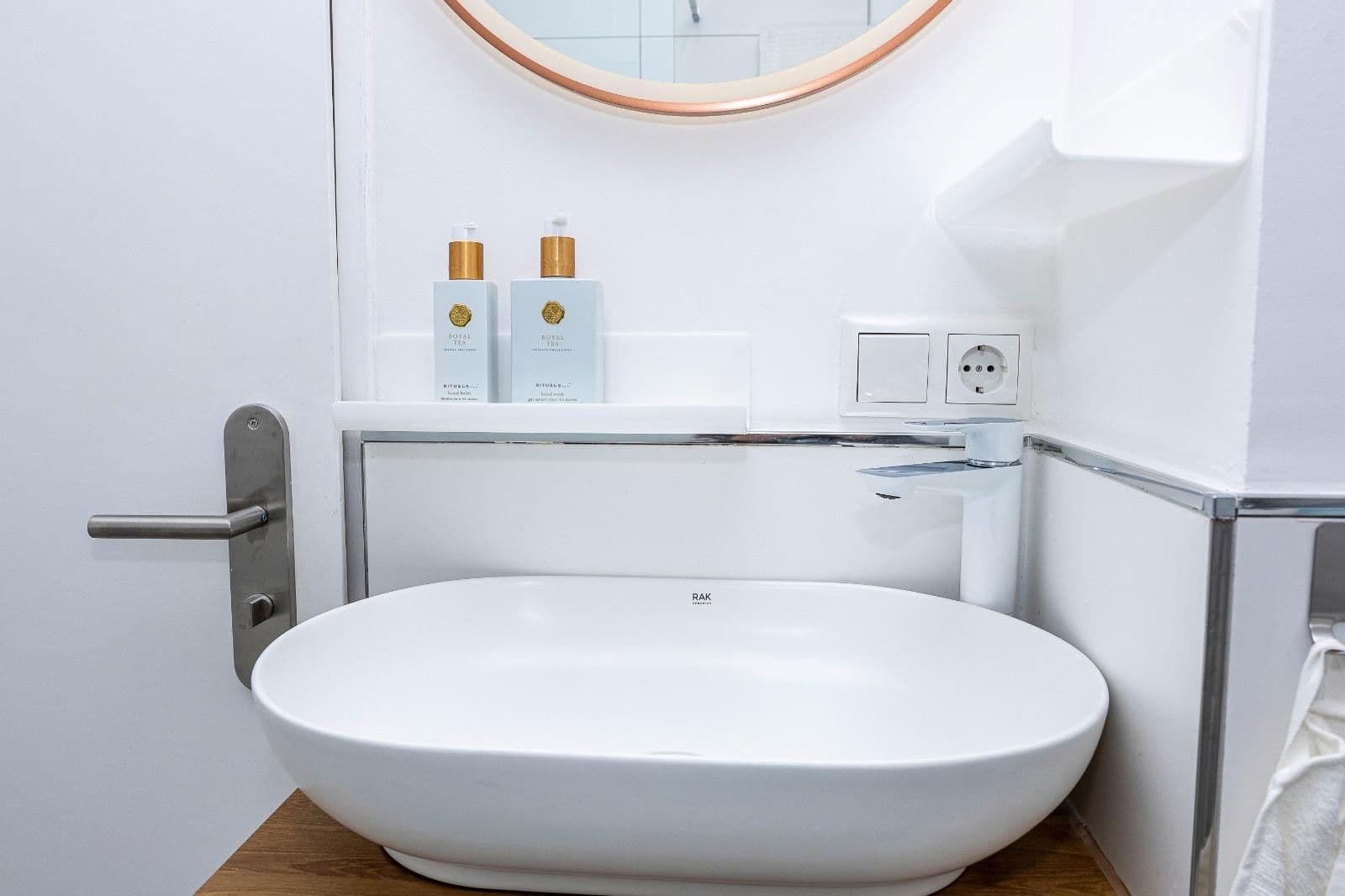 Prenájom bytu 1-izbový 43 m², Theresenstraße 6, Königstein im Taunus, Hesensko Prenájom bytu 1-izbový 43 m², Theresenstraße 6, Königstein im Taunus, Hesensko