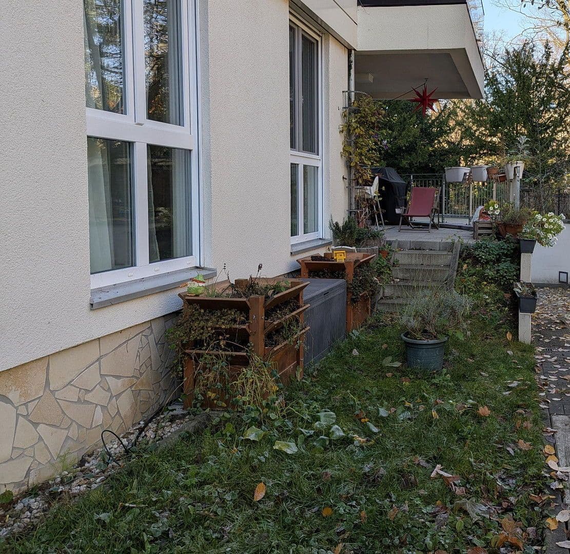 Prenájom bytu 3-izbový 89 m², Berlin, Berlín Prenájom bytu 3-izbový 89 m², Berlin, Berlín