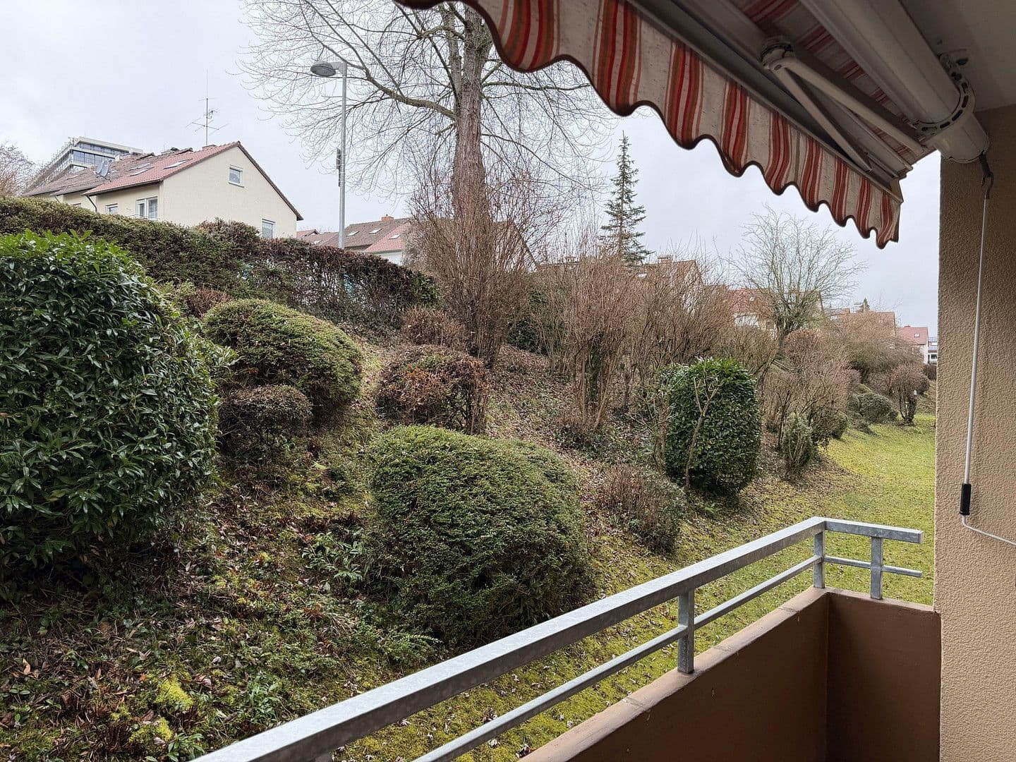 Predaj bytu 3-izbový 68 m², Esslingen am Neckar, Bádensko-Wurttembersko Predaj bytu 3-izbový 68 m², Esslingen am Neckar, Bádensko-Wurttembersko