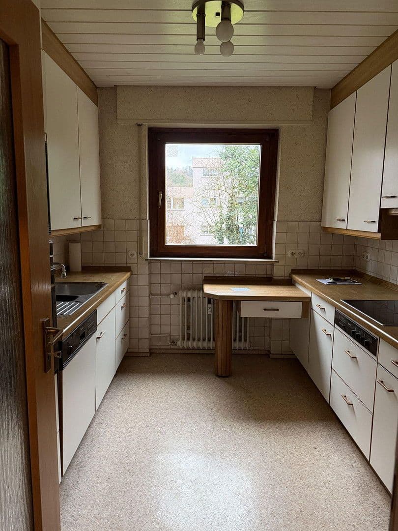 Predaj bytu 3-izbový 68 m², Esslingen am Neckar, Bádensko-Wurttembersko Predaj bytu 3-izbový 68 m², Esslingen am Neckar, Bádensko-Wurttembersko