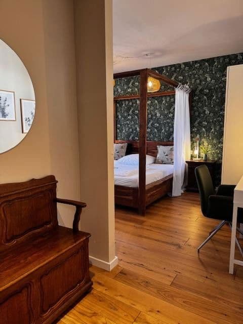 Prenájom bytu 1-izbový 38 m², Oberbilker Allee 39, Düsseldorf, Severné Porýnie - Westfálsko Prenájom bytu 1-izbový 38 m², Oberbilker Allee 39, Düsseldorf, Severné Porýnie - Westfálsko