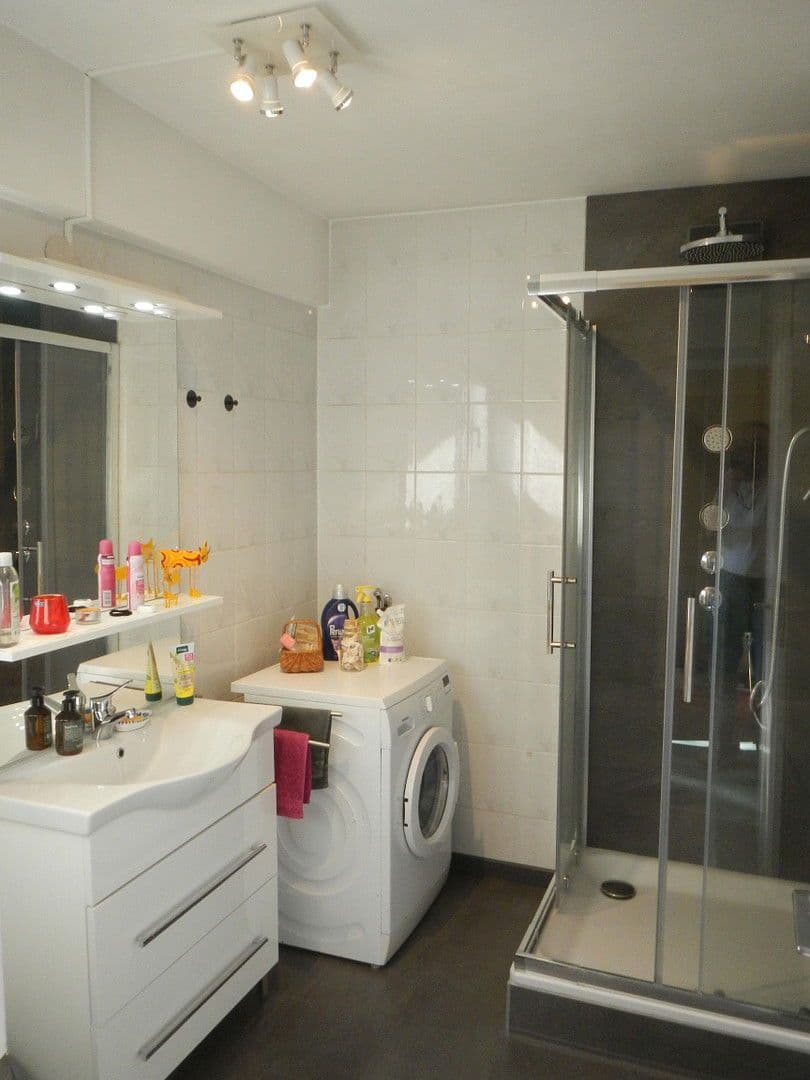 Predaj domu 227 m², pozemek 487 m², Neustadt an der Weinstraße, Porýnie-Falcko Predaj domu 227 m², pozemek 487 m², Neustadt an der Weinstraße, Porýnie-Falcko