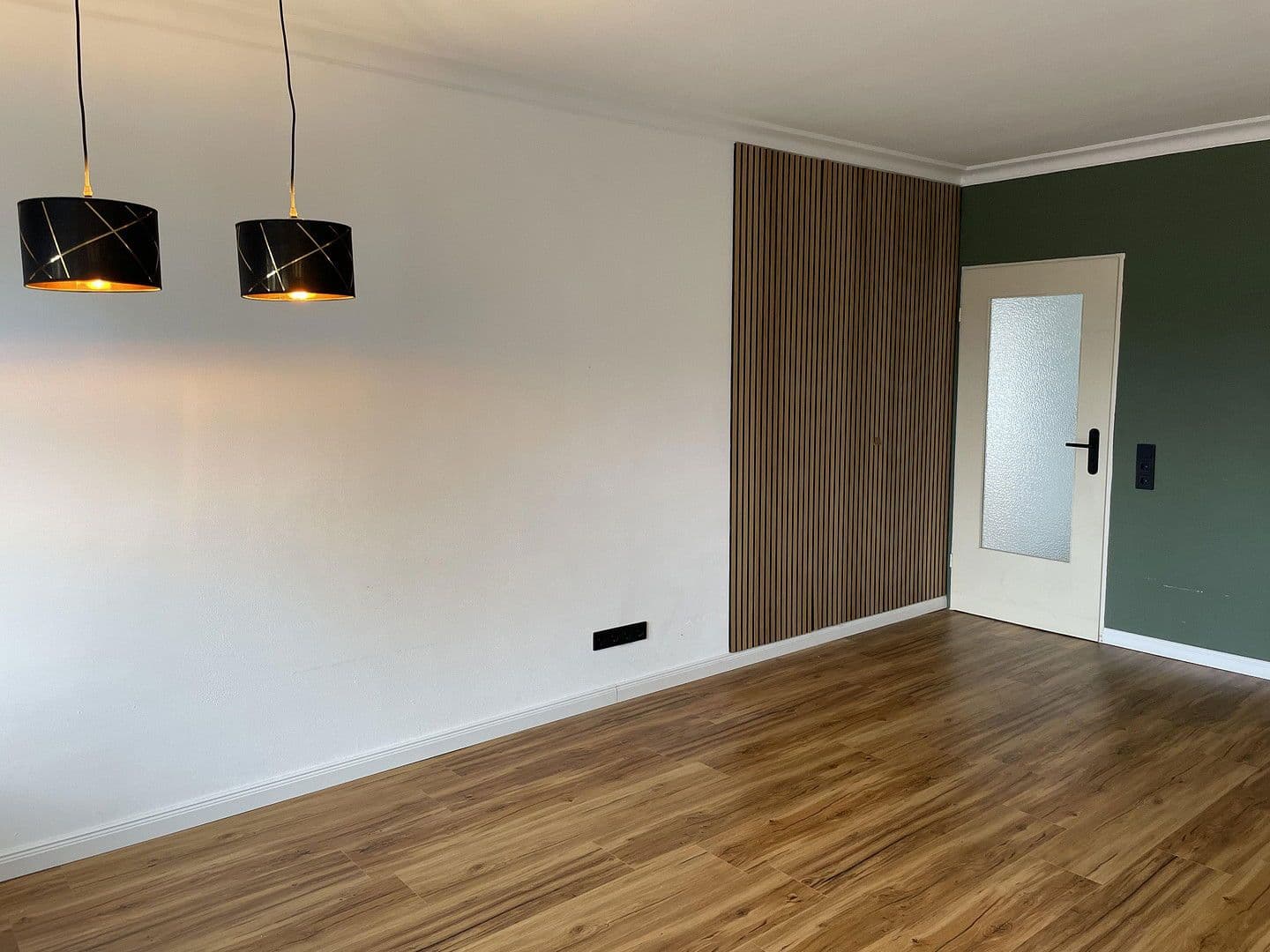 Predaj bytu 4-izbový 90 m², Niedernhausen, Hesensko Predaj bytu 4-izbový 90 m², Niedernhausen, Hesensko