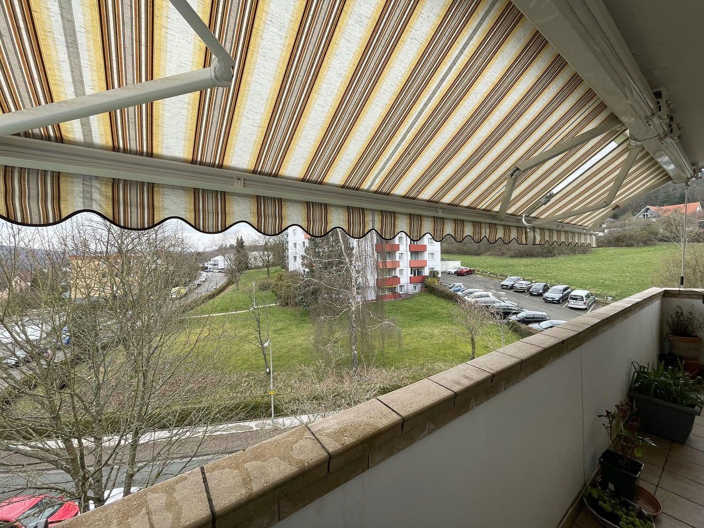 Predaj bytu 4-izbový 90 m², Niedernhausen, Hesensko Predaj bytu 4-izbový 90 m², Niedernhausen, Hesensko