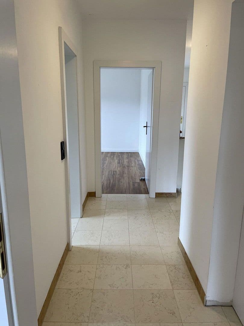 Predaj bytu 4-izbový 90 m², Niedernhausen, Hesensko Predaj bytu 4-izbový 90 m², Niedernhausen, Hesensko