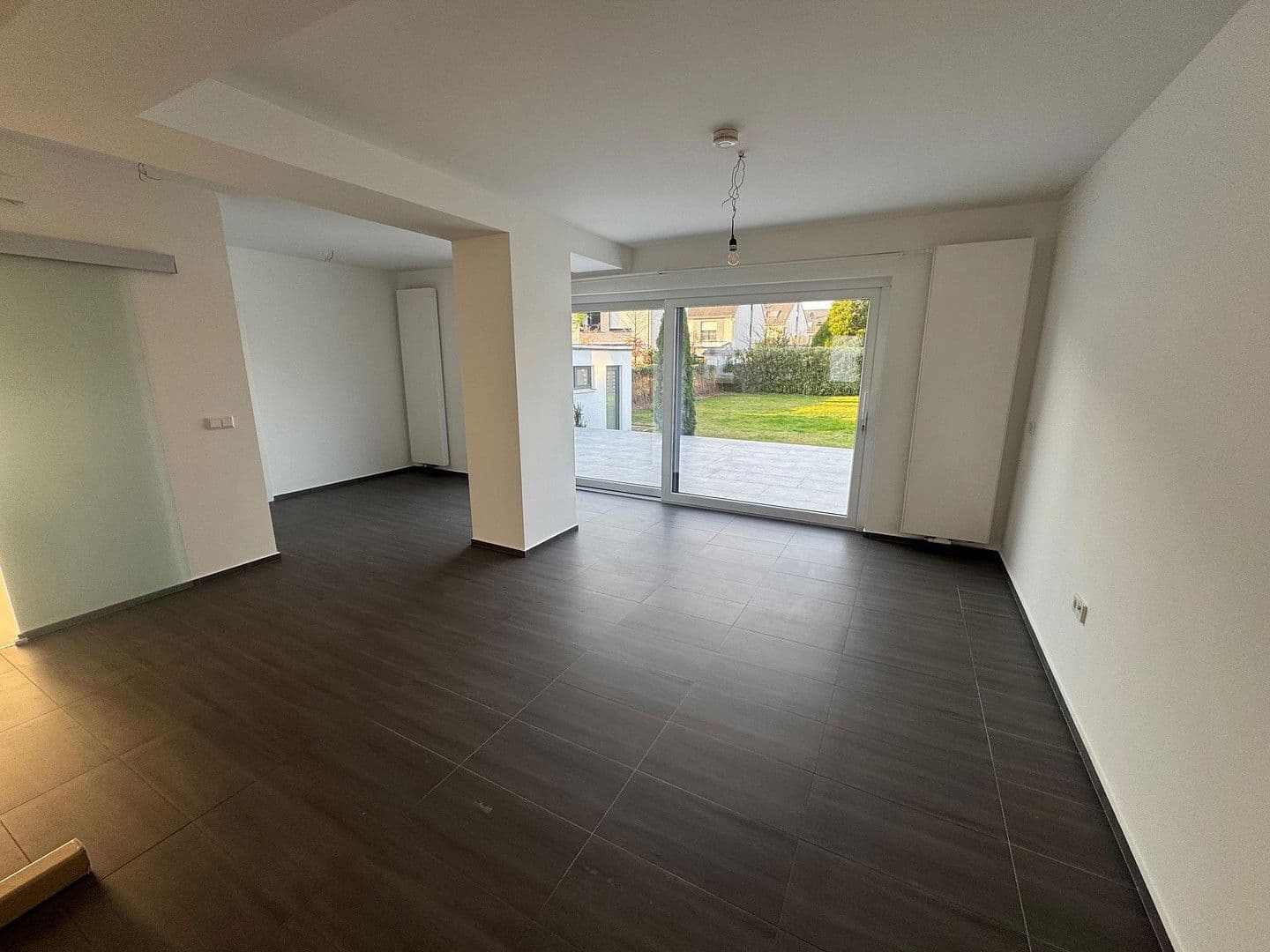 Predaj domu 200 m², pozemek 668 m², Leverkusen, Severné Porýnie - Westfálsko Predaj domu 200 m², pozemek 668 m², Leverkusen, Severné Porýnie - Westfálsko