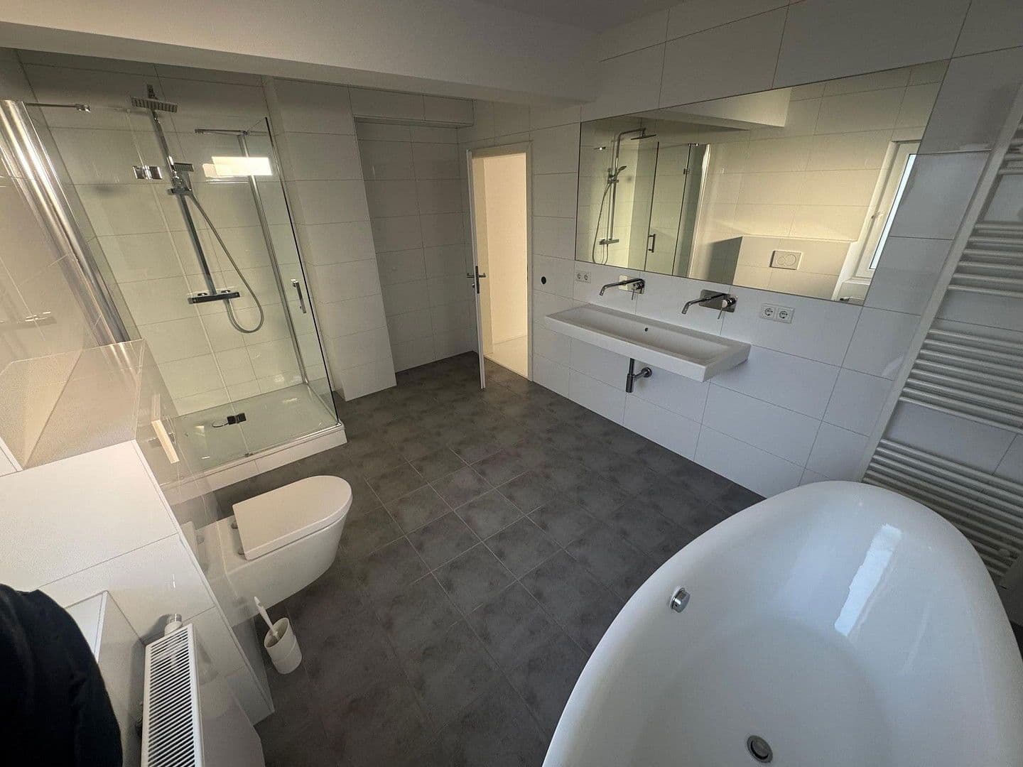 Predaj domu 200 m², pozemek 668 m², Leverkusen, Severné Porýnie - Westfálsko Predaj domu 200 m², pozemek 668 m², Leverkusen, Severné Porýnie - Westfálsko