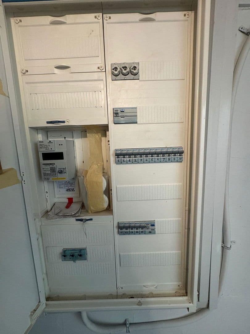 Predaj domu 200 m², pozemek 668 m², Leverkusen, Severné Porýnie - Westfálsko Predaj domu 200 m², pozemek 668 m², Leverkusen, Severné Porýnie - Westfálsko