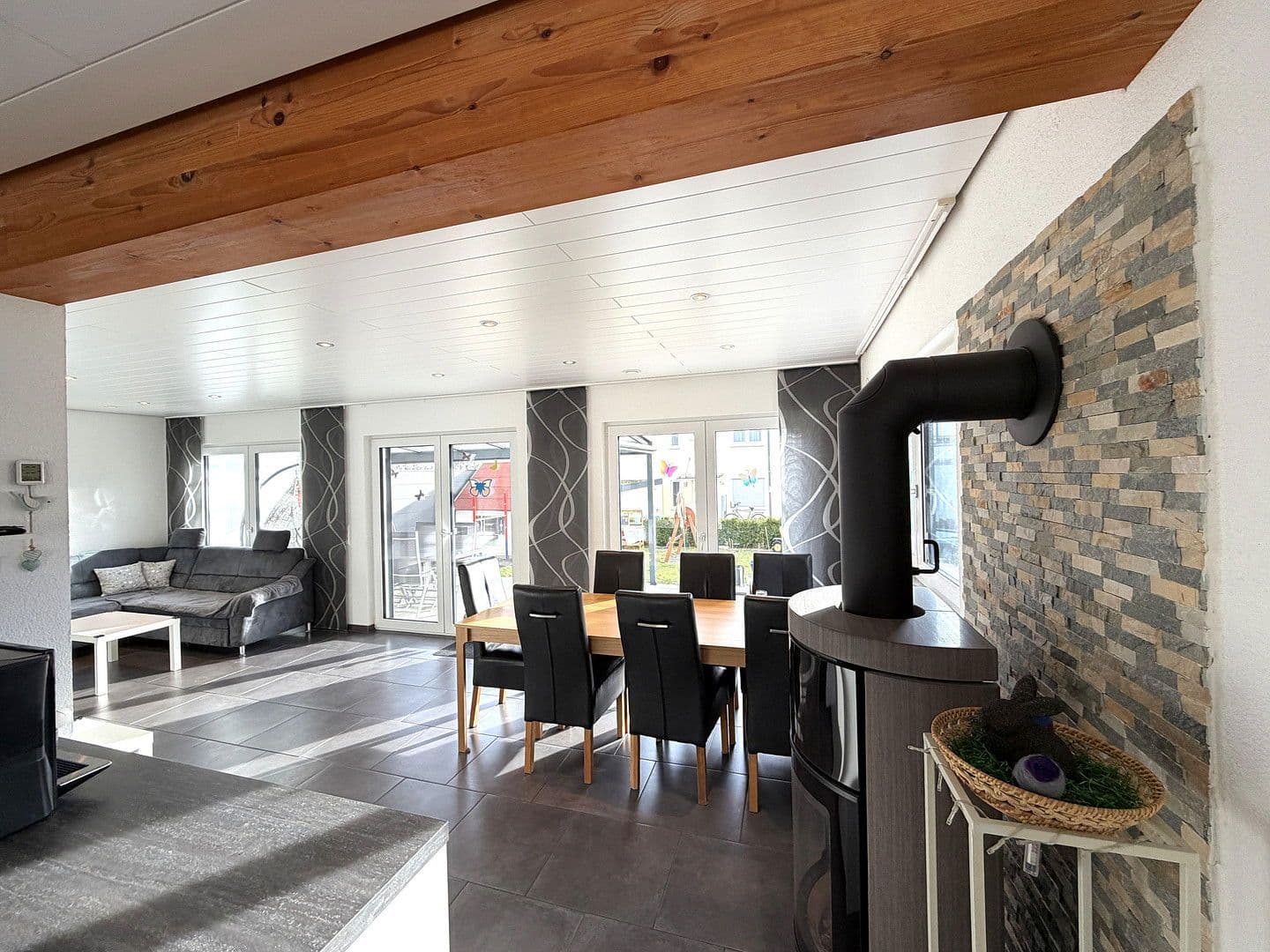 Predaj domu 148 m², pozemek 276 m², Baltmannsweiler, Bádensko-Wurttembersko Predaj domu 148 m², pozemek 276 m², Baltmannsweiler, Bádensko-Wurttembersko